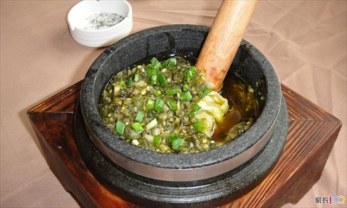 A mortar and pestle ready to smash up some goodies Photo: CFP