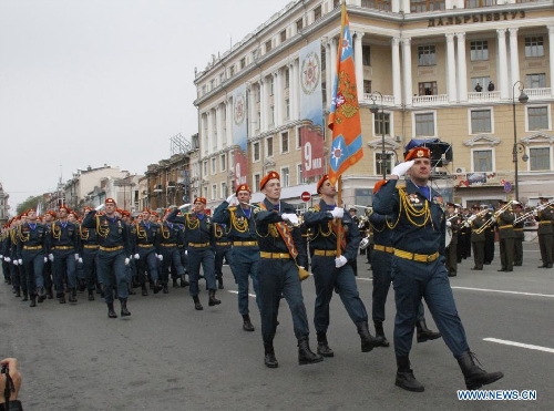 Soldiers Take Part In Parade In Vladivostok - Global Times