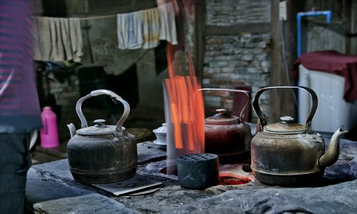 A laohuzao, or tiger stove Photo: CFP