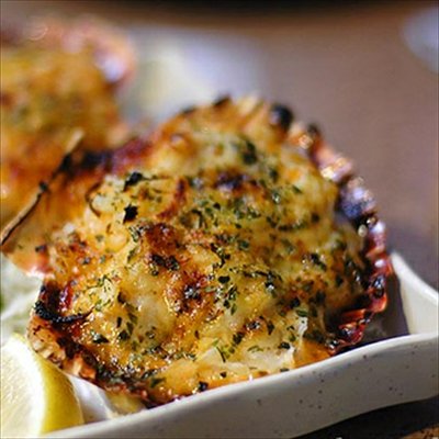 Scallop Gratin with Gruyere and Scallion Photo:CFP