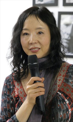 Yan Geling talks about her new novel. Photo: CFP