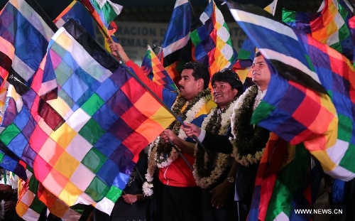 Image provided by Venezuela's Presidency shows President of Venezuela Nicolas Maduro (L), President of Bolivia Evo Morales (C) and President of Ecuador Rafael Correa (R) participating in the meeting of the Union of South American Nations (UNASUR, by its acronym in Spanish) in Cochabamba, Bolivia, on July 4, 2013. (Xinhua/Venezuela's Presidency)