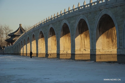 Photo taken on Feb. 4, 2013 shows the scenery of the Summer Palace in winter in Beijing, capital of China. (Xinhua/Li Gang) 