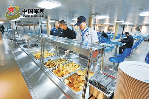 Dining hall (Source: chinamil.com.cn)