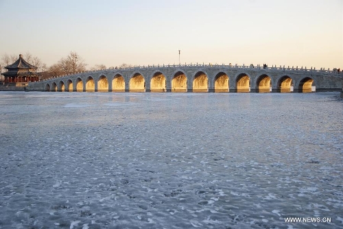 Photo taken on Feb. 4, 2013 shows the scenery of the Summer Palace in winter in Beijing, capital of China. (Xinhua/Li Gang)