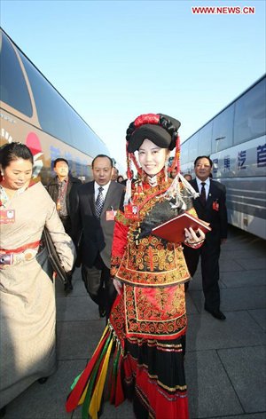 Delegates of the 18th National Congress of the Communist Party of China (CPC) arrive to attend the 18th CPC National Congress at the Great Hall of the People in Beijing, capital of China, November 8, 2012. The 18th CPC National Congress will be opened in Beijing on Thursday morning. Photo: Xinhua