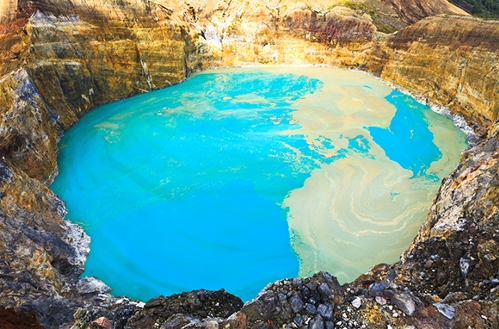 Kelimutu Crater Lake, Indonesia. (Photo: huanqiu.com)