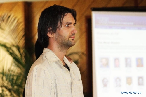 U.S. citizen Eric Justin Toth is seen during a press conference at a police station in Managua, Nicaragua, on April 22, 2013. Nicaraguan police have arrested Eric Justin Toth, an American on the most wanted list of the Federal Bureau of Investigation (FBI) for alleged child pornography charges, police said Monday. (Xinhua/John Bustos) 