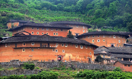 Photo taken on April 16, 2012 shows Tianluokeng Tulou cluster in Nanjing County, southeast China's Fujian Province. Photo: Xinhua