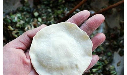 Jiaozi is made in sunflower shape. (Source: www.nen.com.cn)