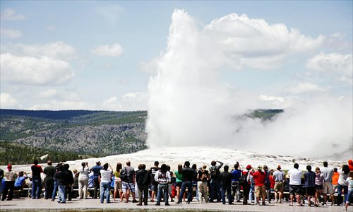 Old Faithful spews up a timely blast. Photo:CFP