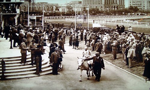 Introduced into Shanghai by the British, horse racing used to be a popular sport in the old times for both enthusiasts and gamblers. Photo: CFP 