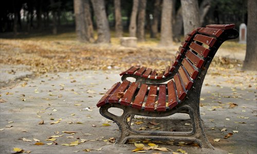 It is advisable to eat food such as chestnuts, grapes and caterpillar fungus during the shuangjiang solar period. Photos: CFP