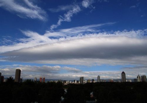 Photo taken on September 2, 2012 shows the clouds over the sky after a rainstorm in Taiyuan, capital of North China's Shanxi Province. Photo: Xinhua