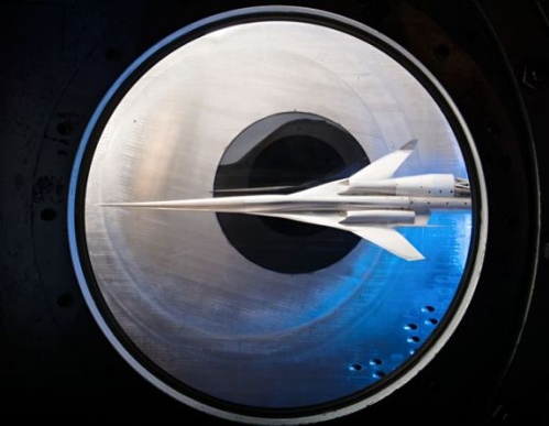 A 1.79 percent scale model of a concept supersonic aircraft built by The Boeing Company. This shot is taken through the window of Nasa's supersonic wind tunnel at the Glenn Research Center in Ohio. (Photo Source: news.cn/photo)