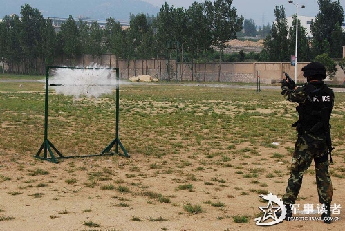 The Tai'an Detachment of the Chinese People's Armed Police Force (APF) organized 30 special operation members to conduct a military skills training, in a bid to further enhance their combat capability in complex environment. They completed many training subjects, such as the special tactics, precision shooting, hard qigong and anti-hijacking force assault. Although their average age is only 20 years old, they have undertaken the security work for several major events. (Photo: China Military Online/People's Daily Online)