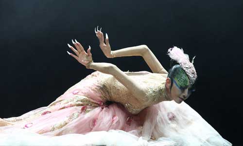 Dancer master Yang Liping performs the dance drama 