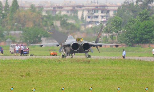 China conducted another test flight of its J-20 stealth flighter, number 2001, on Saturday. Photo: mil.huanqiu.com