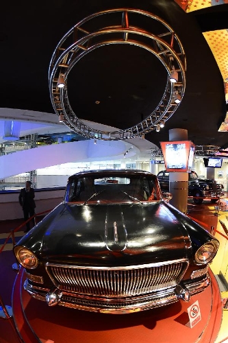 Photo taken on April 28, 2013 shows a Red Flag limousine, a classic Chinese auto brand, in the Beijing Auto Museum in Beijing, capital of China. Beijing Auto Museum, a museum aimed at the promotion of auto culture, was awarded the National 4A tourist attraction on Sunday. (Xinhua/Qi Heng)  