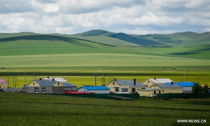 Photo taken on June 10, 2021 shows the grassland scenery along the No. 332 national highway in Hulun Buir, north China's Inner Mongolia Autonomous Region.Photo:Xinhua