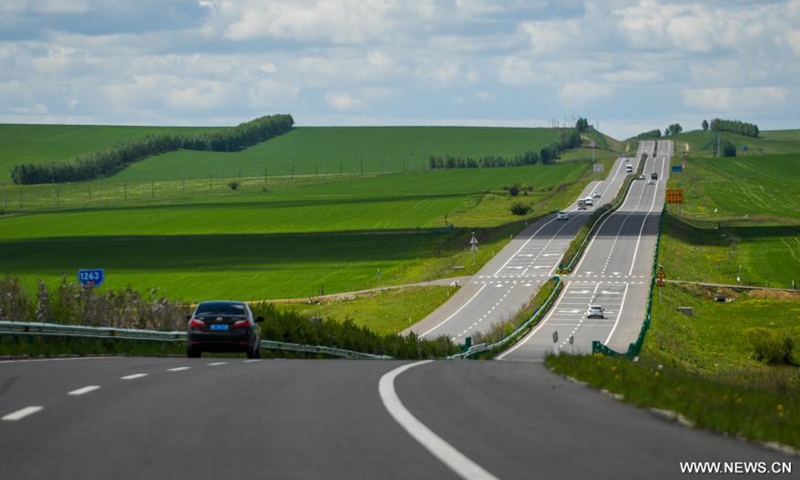 Photo taken on June 10, 2021 shows the grassland scenery along the No. 332 national highway in Hulun Buir, north China's Inner Mongolia Autonomous Region.Photo:Xinhua