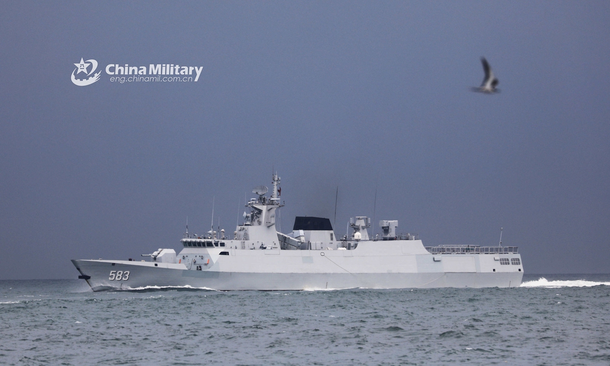 The guided-missile frigate Shangrao (Hull 583) steams during a joint anti-submarine drill held by a frigate flotilla with the navy under the PLA Eastern Theater Command in early August.Photo:China Military