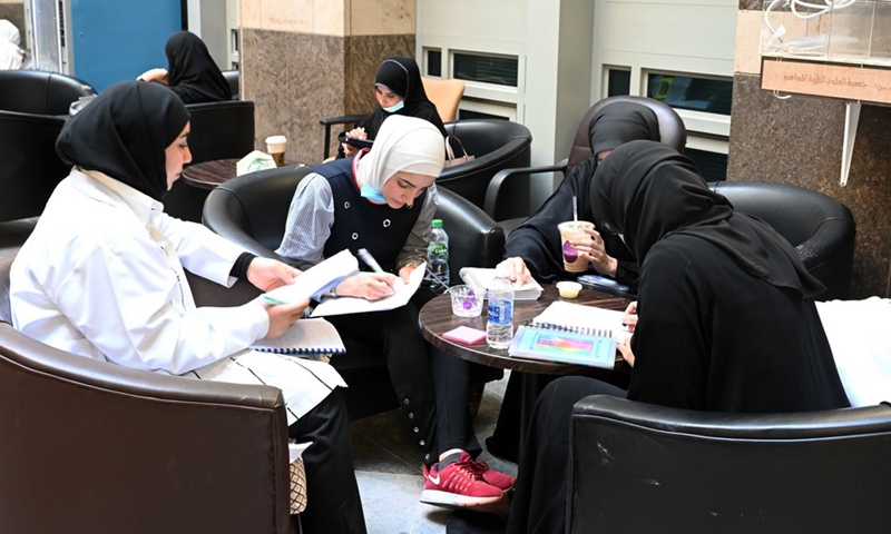 Students study inside a break room at Kuwait University in Hawalli Governorate, Kuwait, Oct. 24, 2021.(Photo: Xinhua)