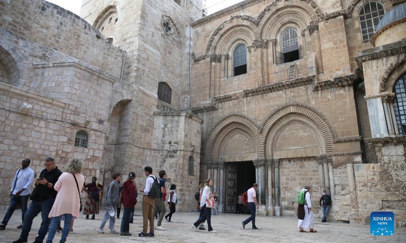 Tourists visit the Old City of Jerusalem, as the city reopens to foreign tourists vaccinated against COVID-19, on Nov. 2, 2021. (Photo: Xinhua)