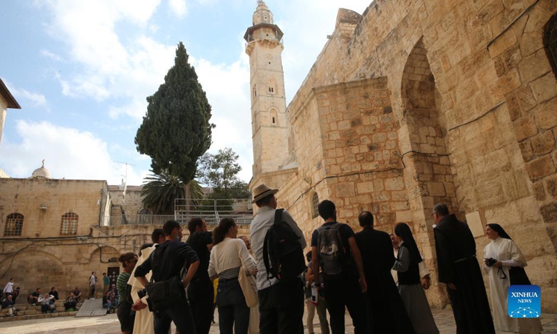 Tourists visit the Old City of Jerusalem, as the city reopens to foreign tourists vaccinated against COVID-19, on Nov. 2, 2021. (Photo: Xinhua)