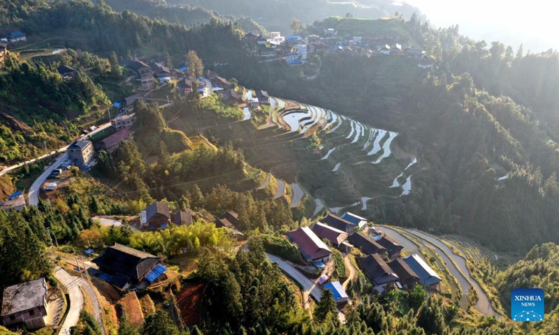 Aerial photo taken on Nov. 25, 2021 shows the winter scenery of Dangjiu Village in Gandong Township of Rongshui Miao Autonomous County, south China's Guangxi Zhuang Autonomous Region.(Photo; Xinhua)