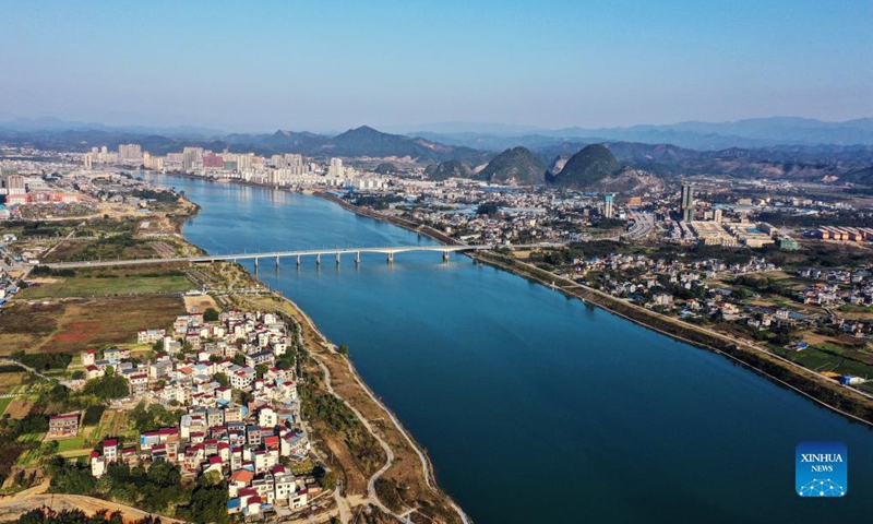 Aerial photo taken on Dec. 4, 2021 shows the scenery along Rongjiang River in Rongan County, south China's Guangxi Zhuang Autonomous Region.Photo:Xinhua