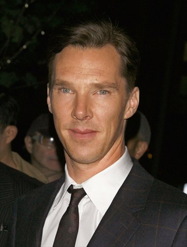 Actor Cumberbatch says Assange letter urging him not to do film ...