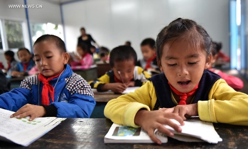 Pupils in Yunnan's quake-hit area resume classes - Global Times