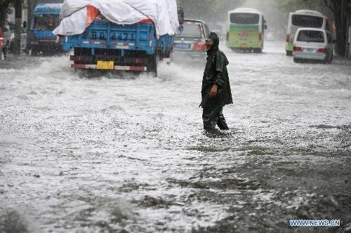 Typhoon Fitow brings torrential rainfalls to Shanghai - Global Times