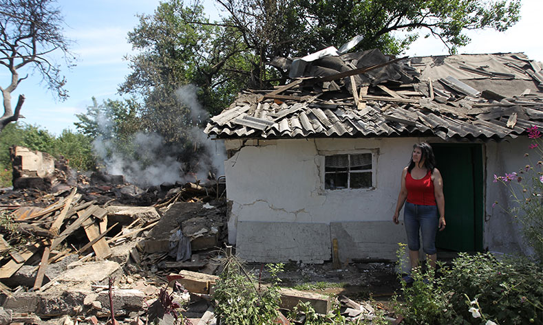 Firsthand look at wake of destruction in Donetsk