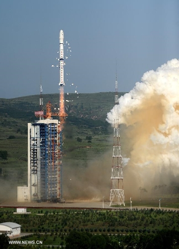 China launches 3 experimental satellites - Global Times