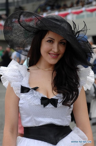 Hat fashion parade held in Vancouver - Global Times