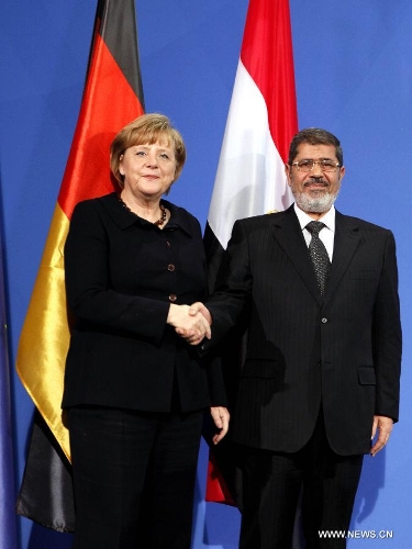 Merkel attends news conference with visiting Egyptian President Morsi ...