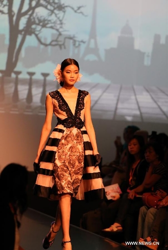 Models present creations at Hong Kong Fashion Week - Global Times