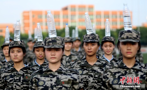 Students receive military training in strict way - Global Times