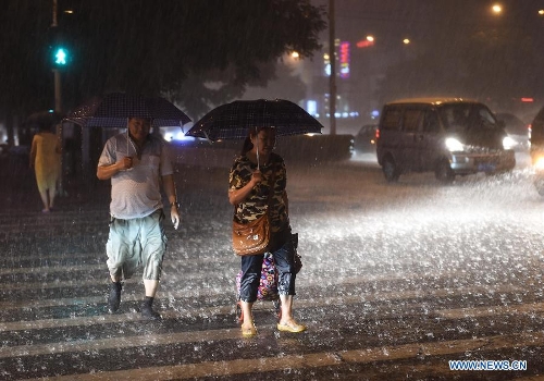 Heavy rainstorm sweeps Beijing - Global Times