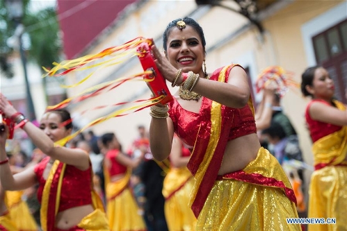 Macao holds parade to mark 16th anniv. of return to motherland - Global ...