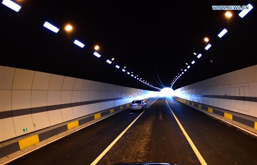 China's longest tunnel under lake open to traffic - Global Times