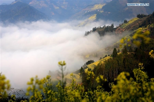 Clouds shroud ancient village Shitan, E China - Global Times