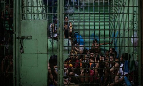 60,000 drug addicts, dealers in Philippines surrender to police after ...