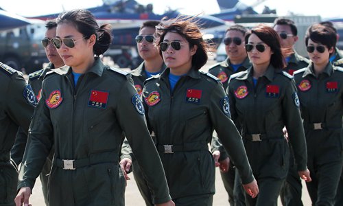 Female pilots endure hardship to serve in China's air force - Global Times