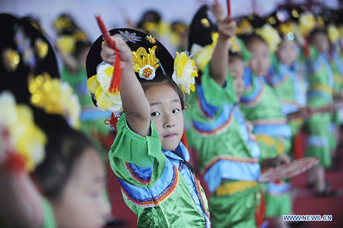 Pupils receive traditional culture education in N China's Hebei ...