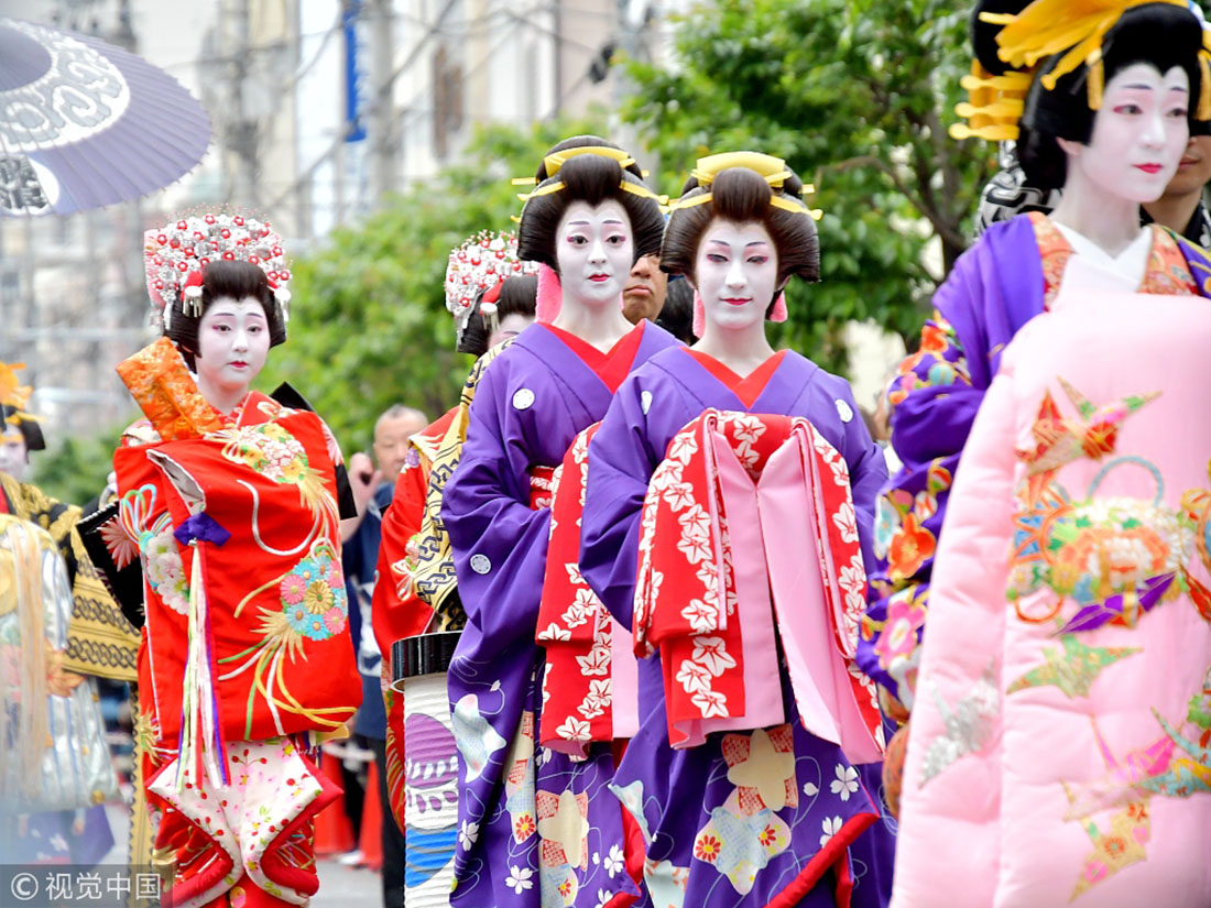 traditional-courtesan-parade-held-in-tokyo-global-times