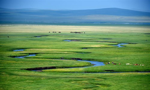 Pasture scenery in East Ujimqin Banner, N China's Inner Mongolia ...