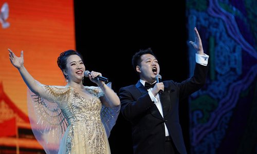 Artists from China National Opera House perform in Shangri-la of Yunnan ...